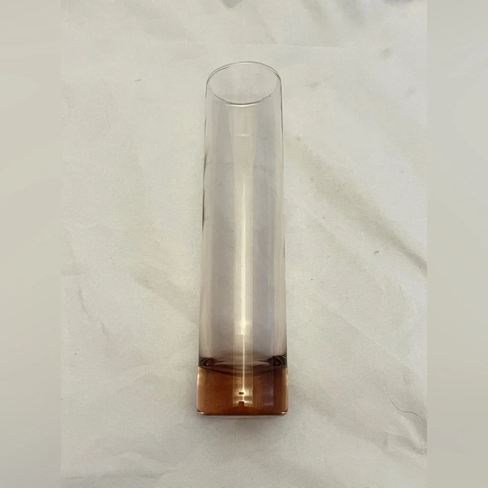 Blown Glass Amethyst Bud Vase, Lavender Glass, Unmarked, Vintage EUC
